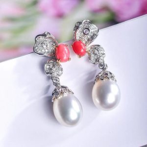Queen Conch Pearl & White Diamond Baroque Pearl Earrings 18K White Gold Flower Earrings (Customize), Strombus Gigas, Flamed Pink Pearl